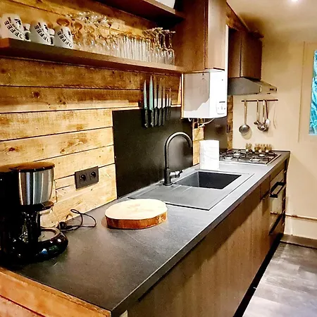 Chalet Elegant Getaway In Ardennes *