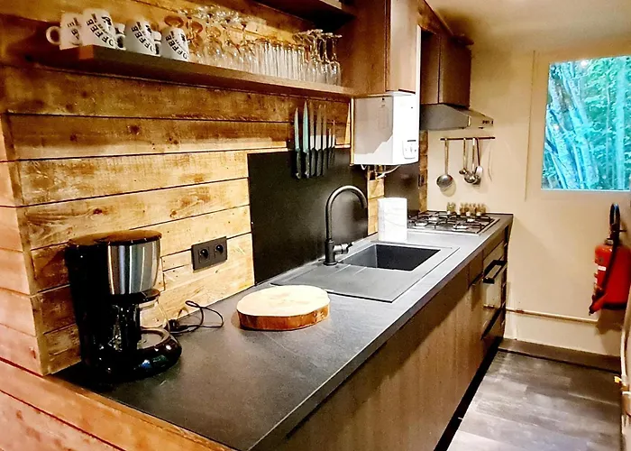 Chalet Elegant Getaway In Ardennes *