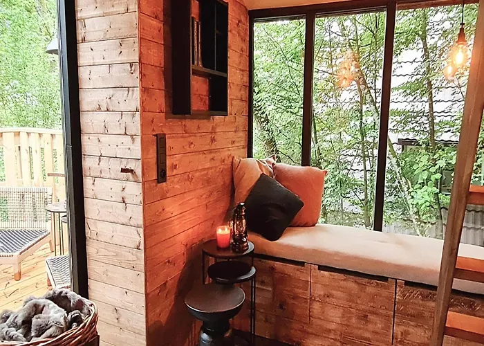 Elegant Getaway In Ardennes *